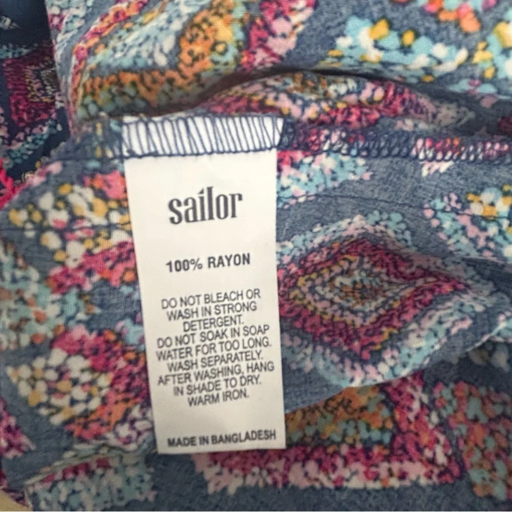 Sailor Colorful Geometric Patterned Blouse - Picture 6 of 6